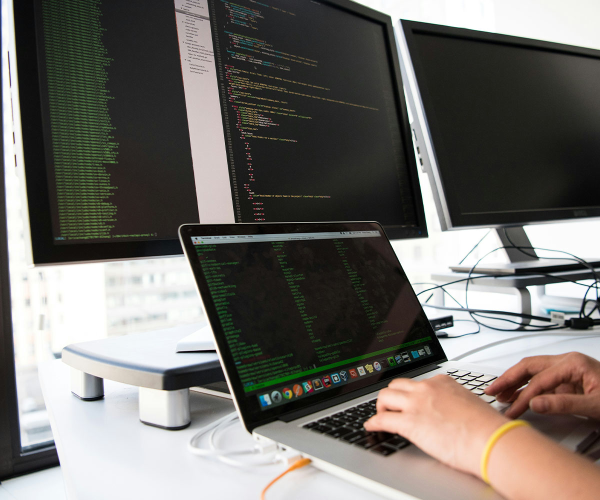 Website Designing Company for IT company in Dubai Website Designing Company for IT company in Dubai